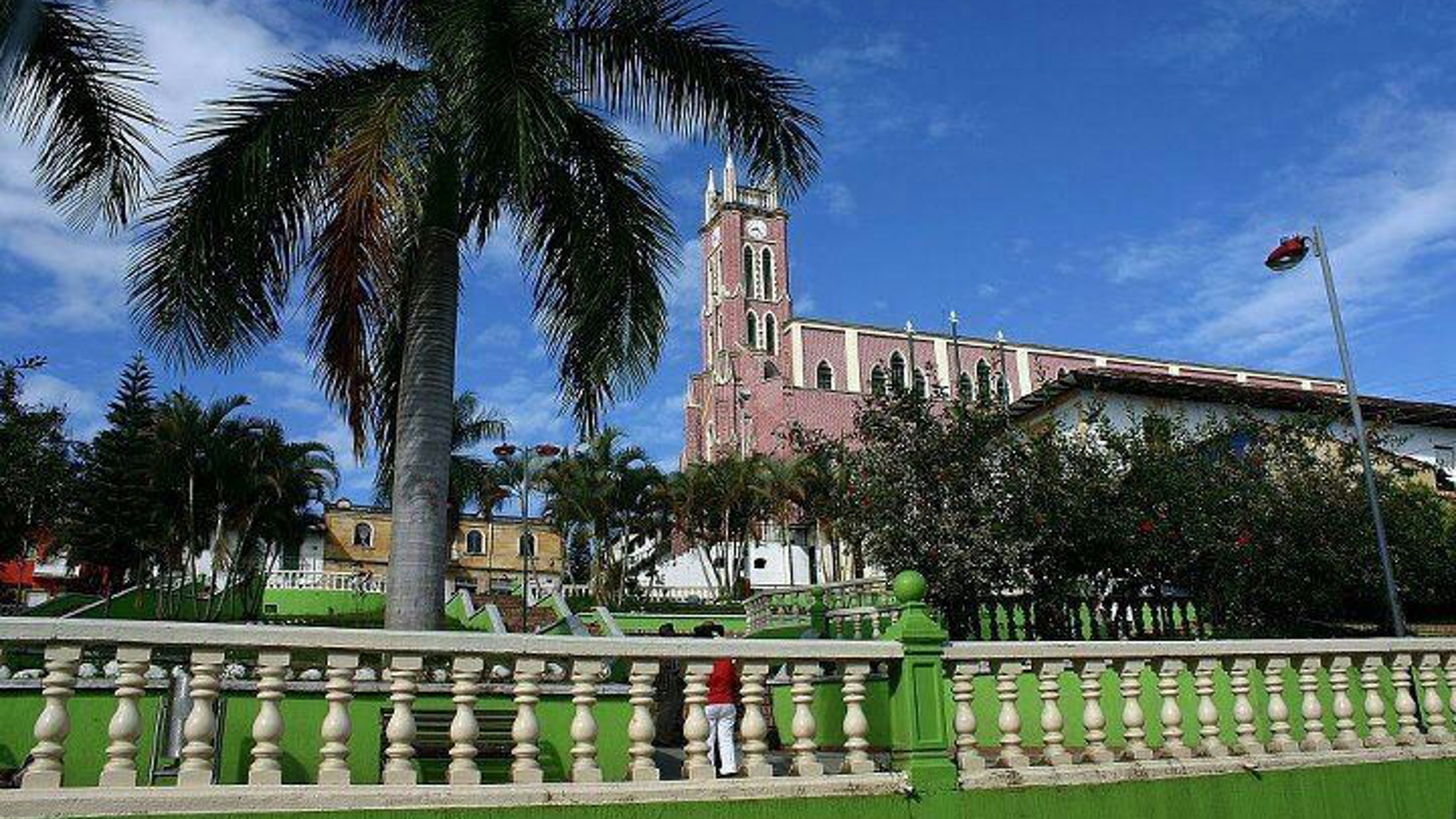 Grupo infinty, turismo, pasadias, transporte en ibagué, colombia