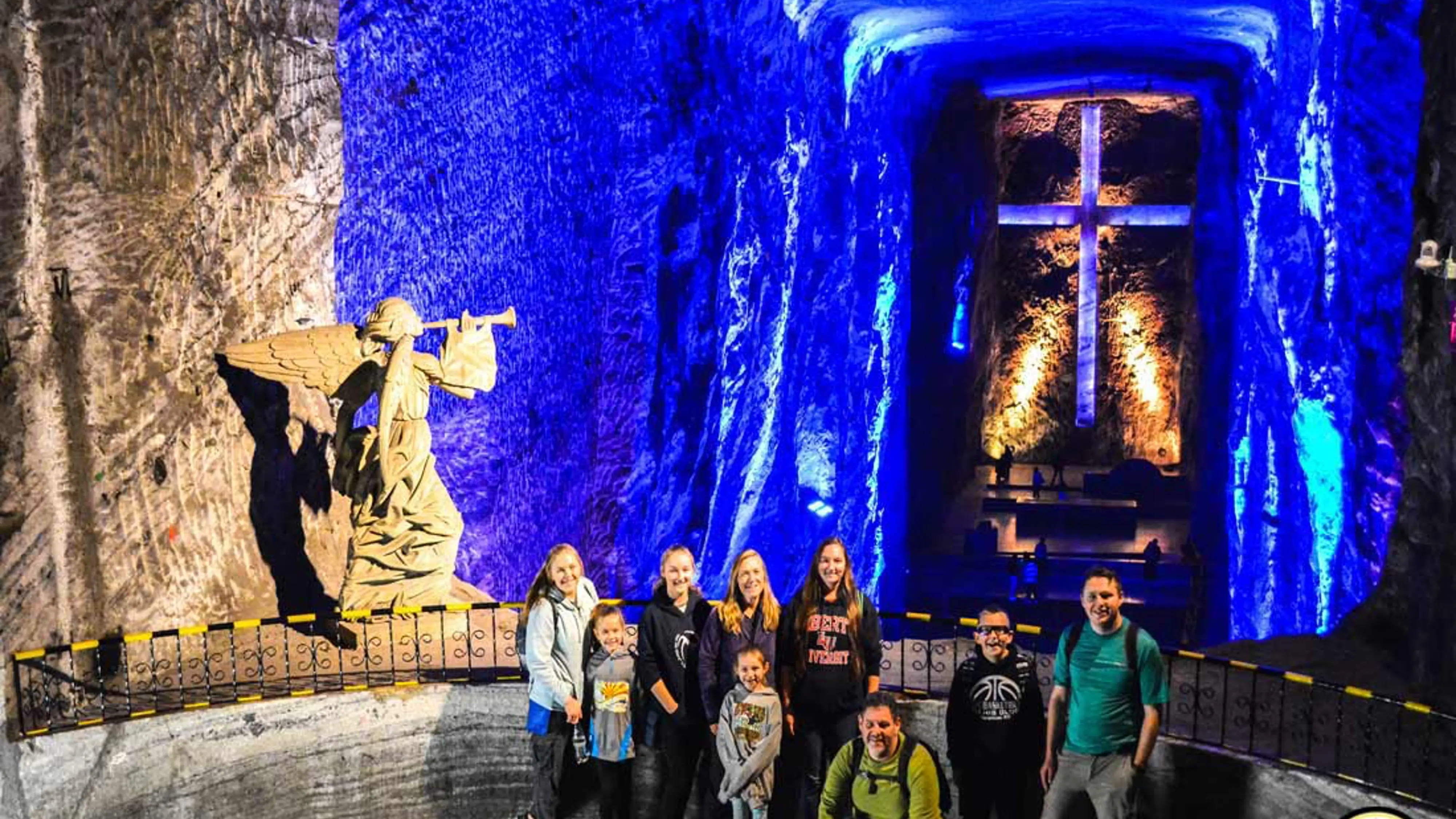 Grupo infinty, turismo, pasadias, transporte en ibagué, colombia